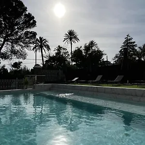 Almendros - Free Parking Appartement